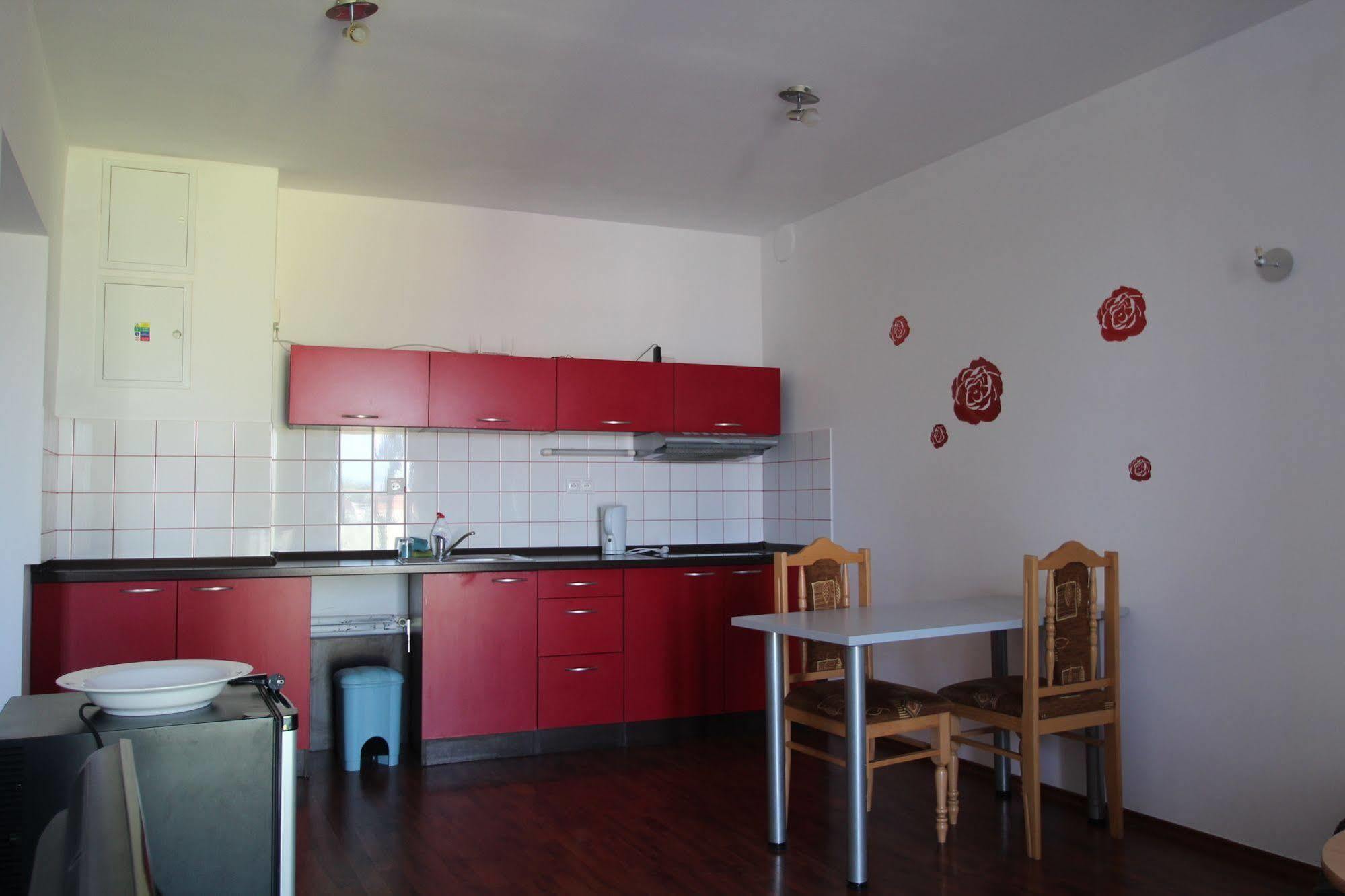 Apartman Halex Centrum City Aupark Piest'any Ngoại thất bức ảnh